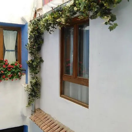 Albergue Pozuelo De Aragon Auberge de jeunesse Pozuelo de Aragon