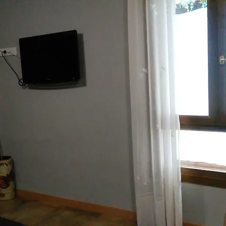 Albergue Pozuelo De Aragon * Pozuelo de Aragon